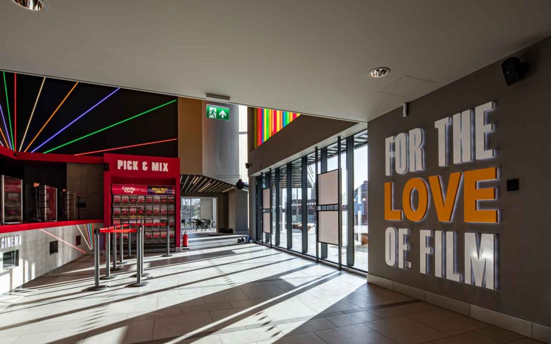 Retail Design: How to pick the perfect glazing package