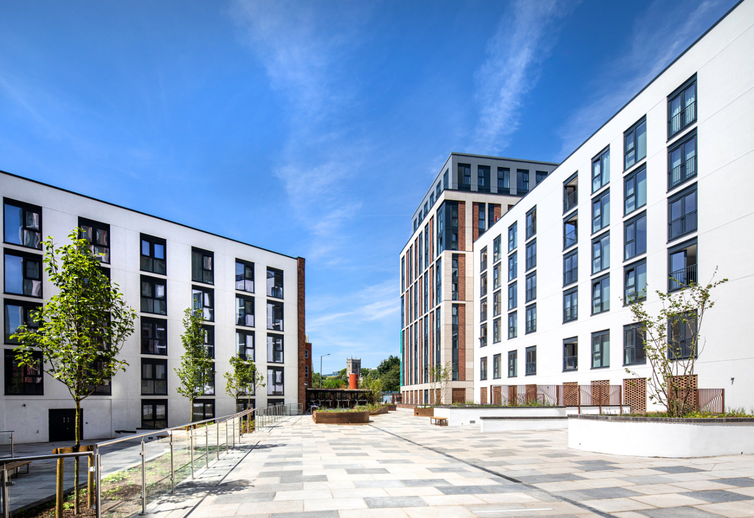 Castle Park View featuring Senior’s PURe® aluminium windows. Castle Park View featuring Senior's PURe® aluminium windows.